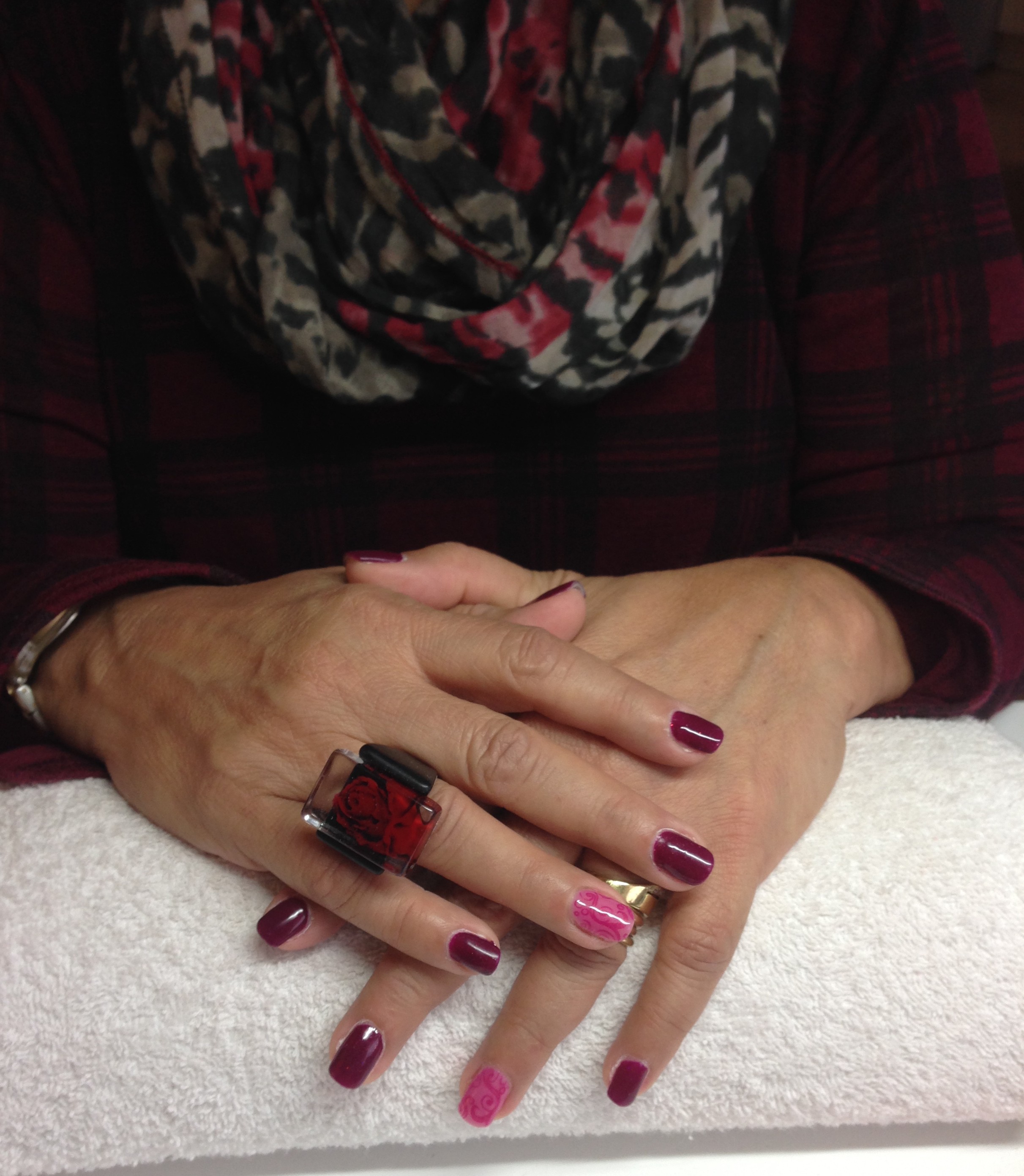 Gelnagel Rot Bordeaux Besuch Bei Lidia Unhas De Gel Vermelho Bordeaux Visita A Lidia Claudias Welt